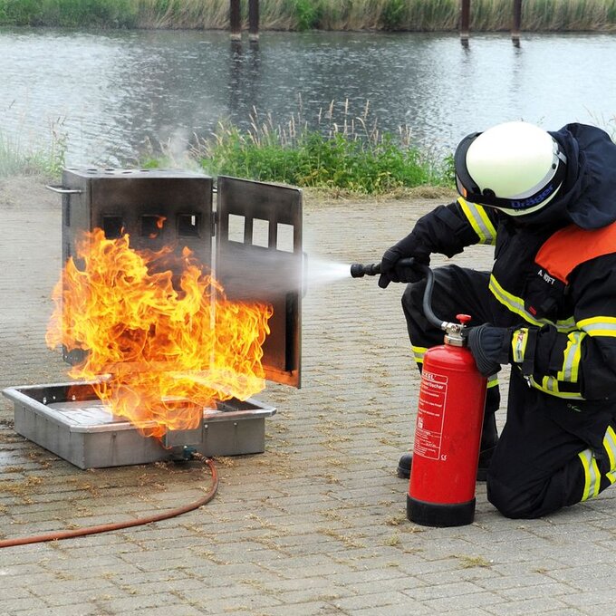 SwitchgearFire_Action_1.jpg SwitchgearFire_Action_1.jpg